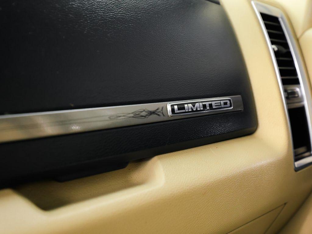 RAM 1500 Limited 4x4 Crew Cab 5'7" Box *Ltd Avail* 2018