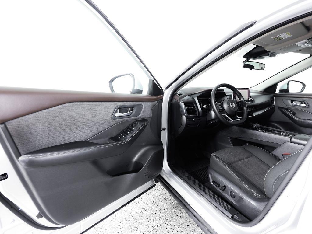 Nissan Rogue AWD SV 2022