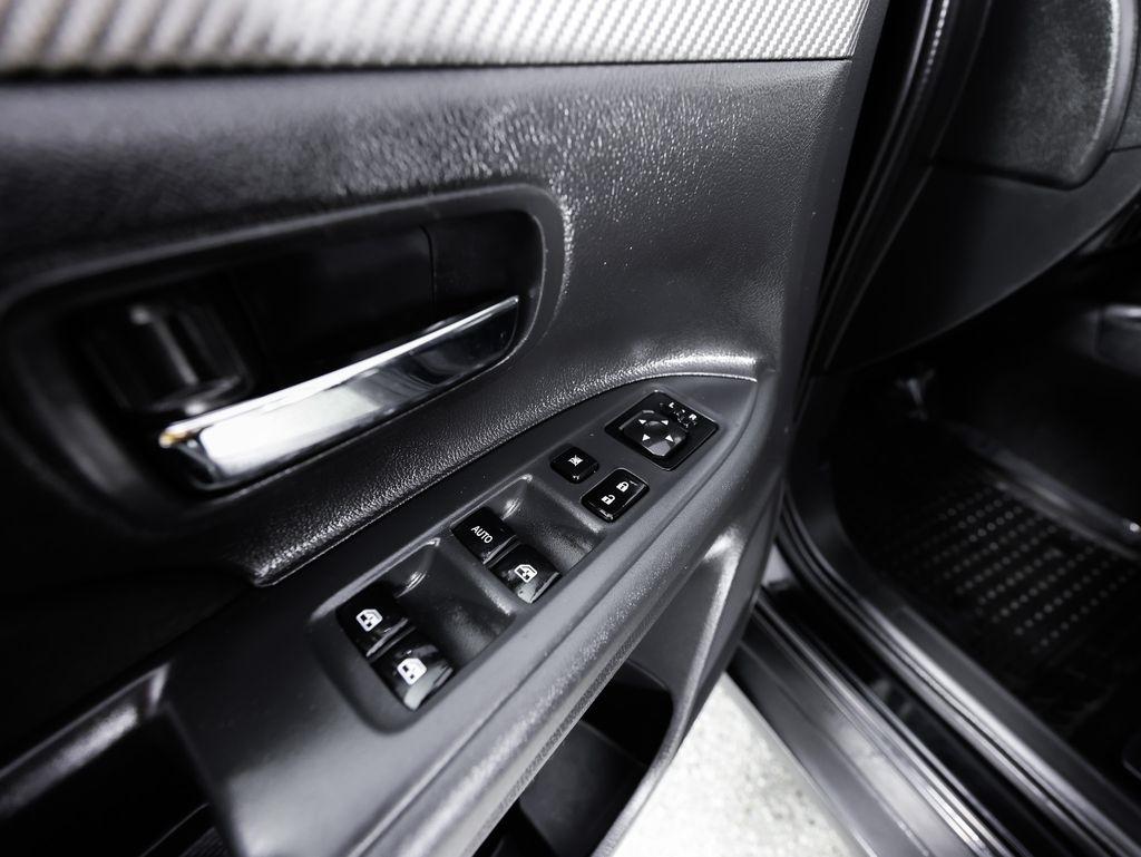 Mitsubishi Outlander SEL S-AWC 2018