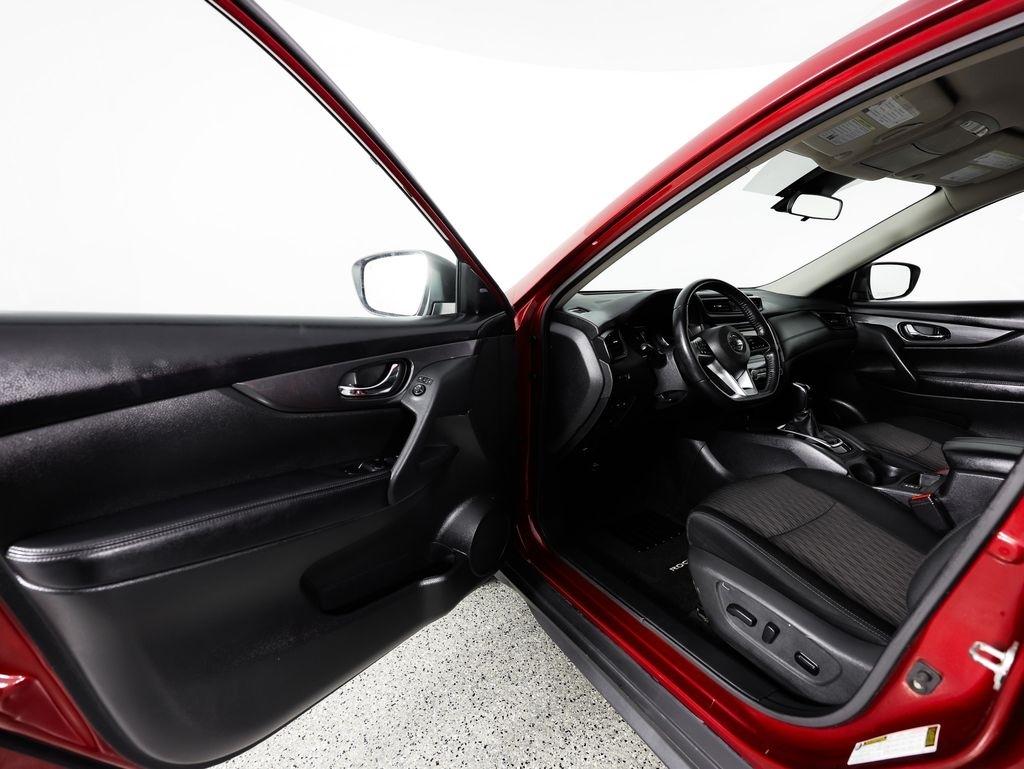 Nissan Rogue AWD SV 2020