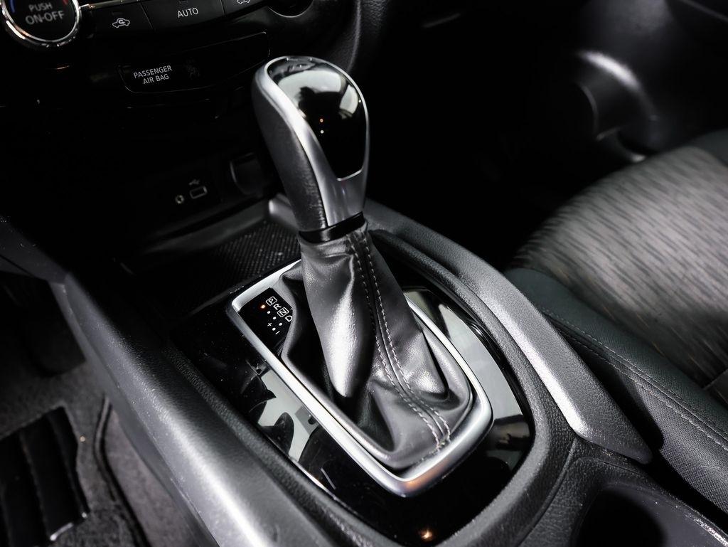 Nissan Rogue AWD SV 2020