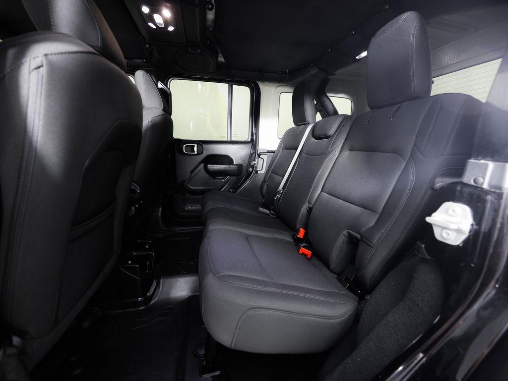 Jeep Wrangler Unlimited High Tide 4x4 2022