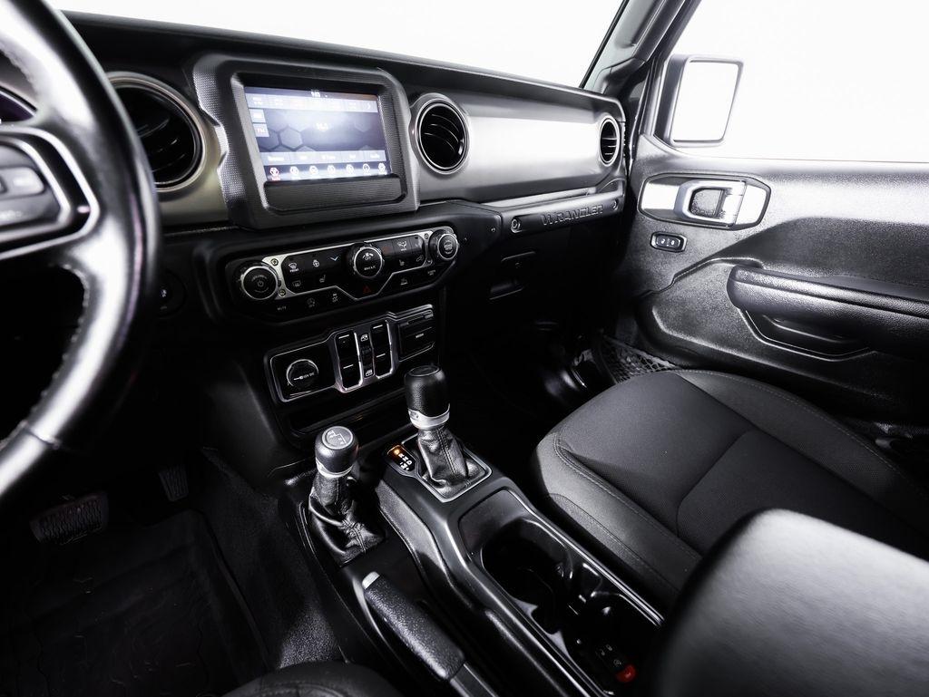 Jeep Wrangler Unlimited High Tide 4x4 2022