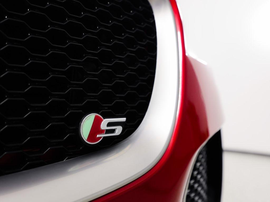 Jaguar F-Pace S AWD 2017