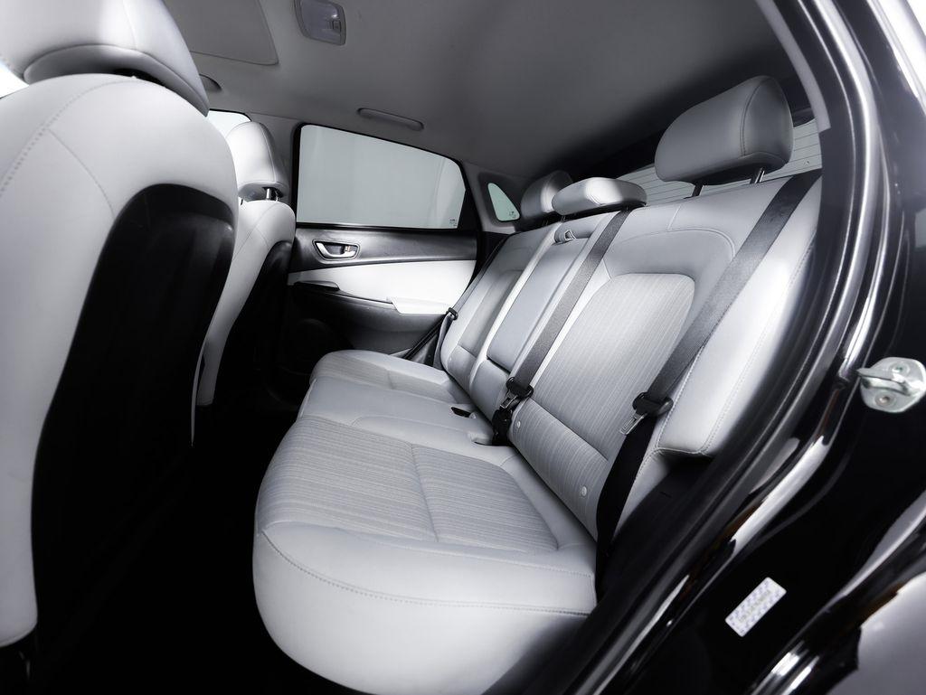 Hyundai Kona SEL Auto AWD 2022