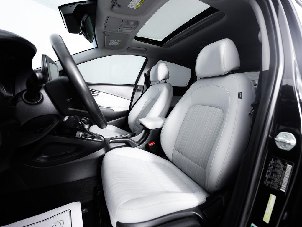 Hyundai Kona SEL Auto AWD 2022