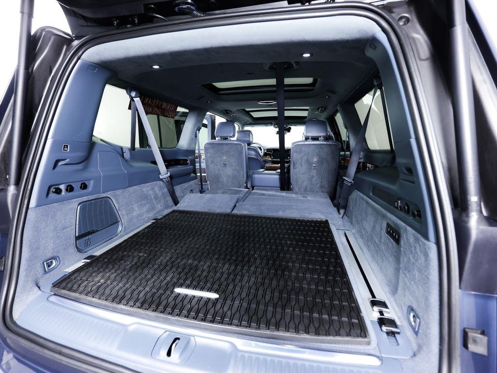 Jeep Grand Wagoneer L Series III 4x4 2024