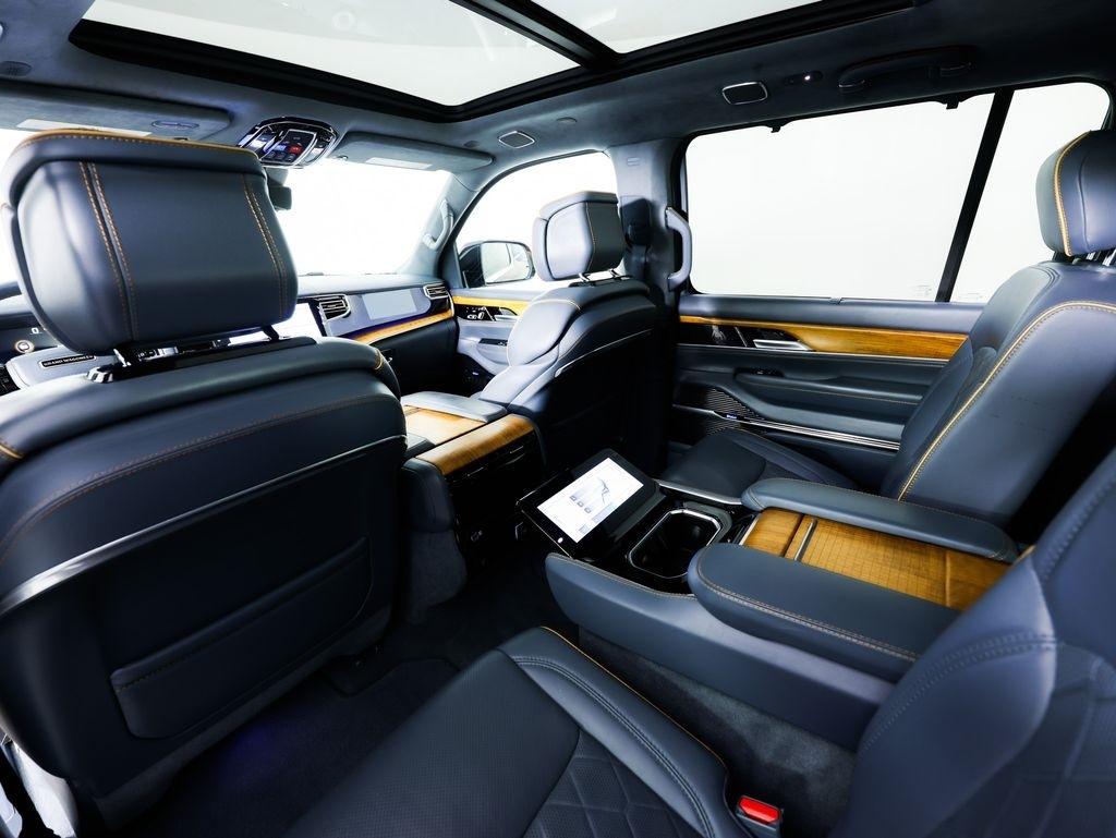 Jeep Grand Wagoneer L Series III 4x4 2024