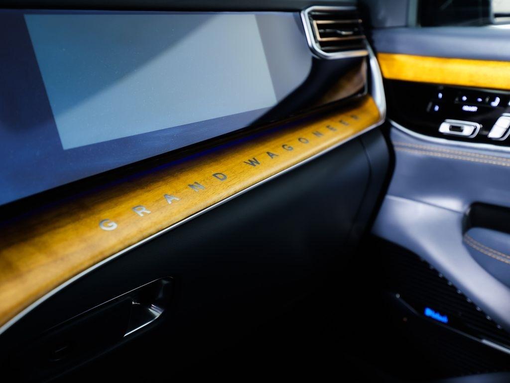 Jeep Grand Wagoneer L Series III 4x4 2024