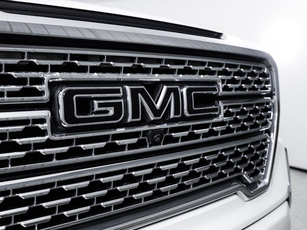 GMC Sierra 1500 4WD Crew Cab 147" Denali 2020