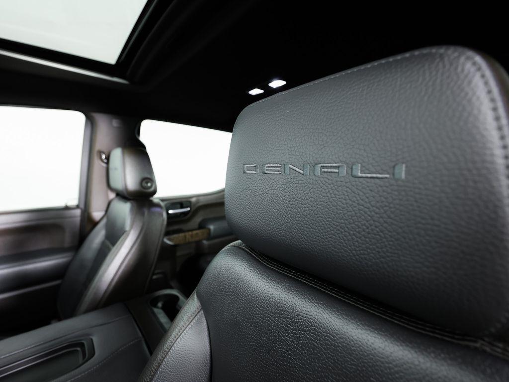 GMC Sierra 1500 4WD Crew Cab 147" Denali 2020