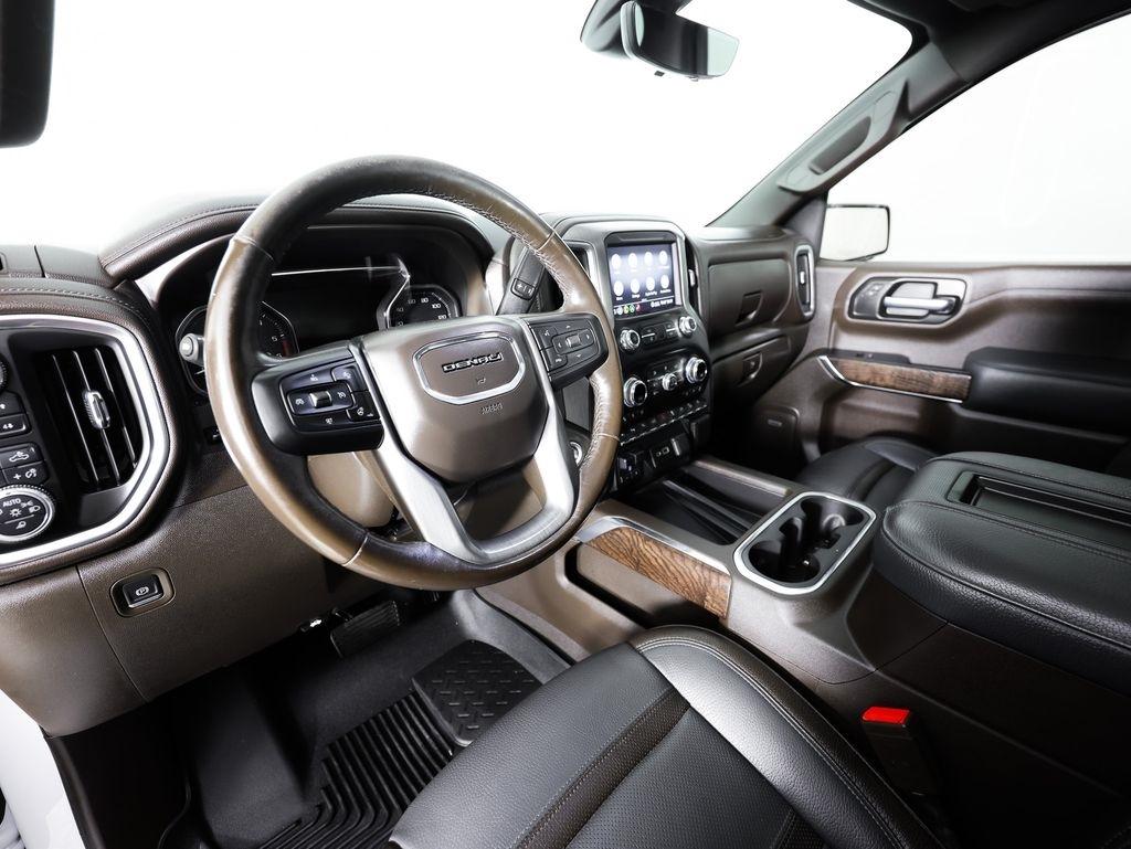 GMC Sierra 1500 4WD Crew Cab 147" Denali 2020