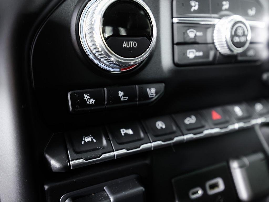 GMC Sierra 1500 4WD Crew Cab 147" Denali 2020