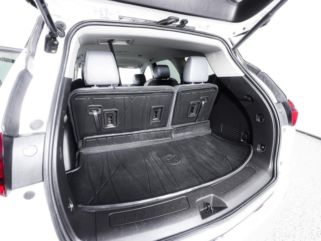 Buick Enclave FWD 4dr Essence 2021