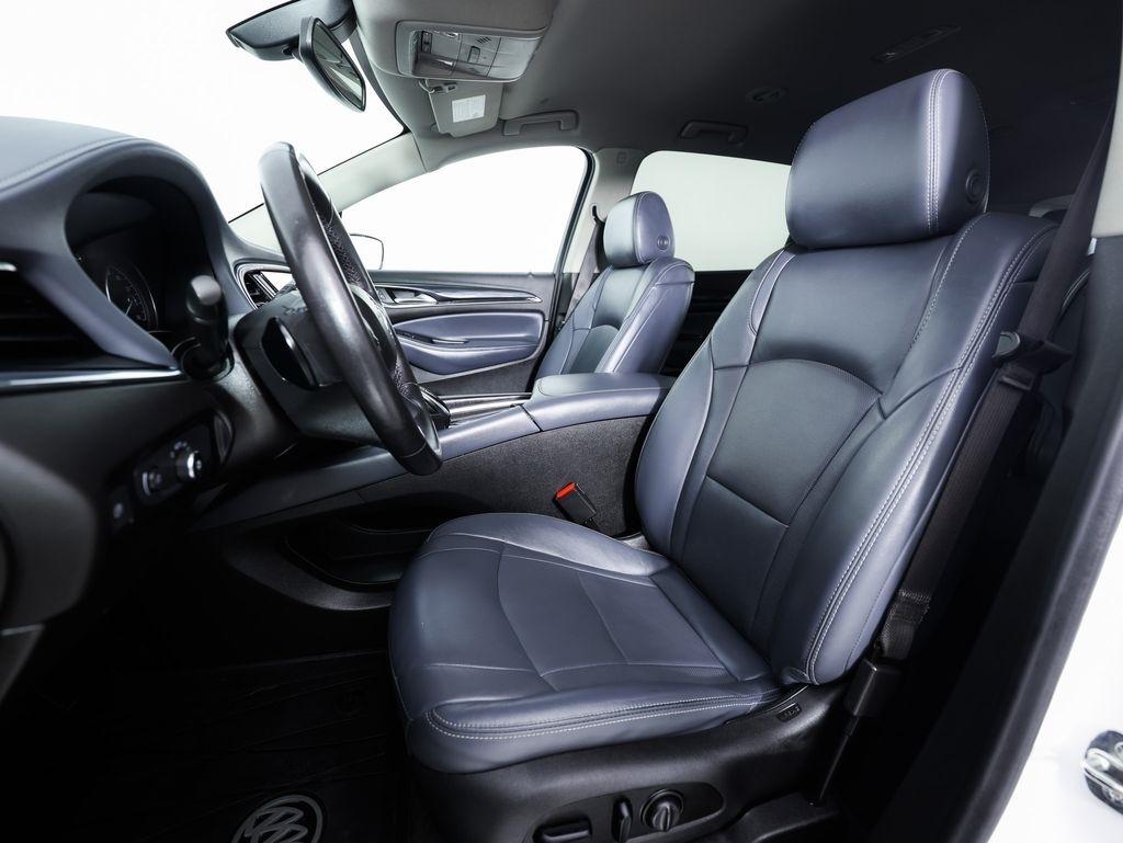 Buick Enclave FWD 4dr Essence 2021