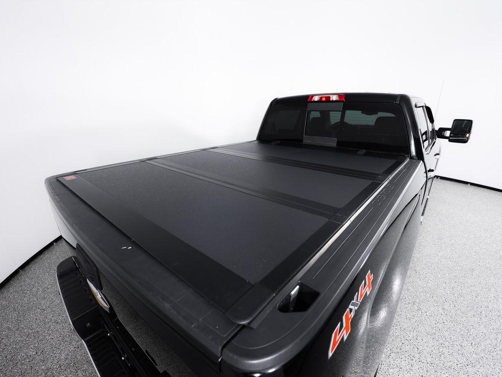 Chevrolet Silverado 2500HD Built After Aug 14 4WD Crew Cab 153.7" LTZ 2015