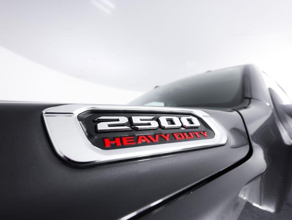 RAM 2500 Laramie 4x4 Crew Cab 6'4" Box 2024