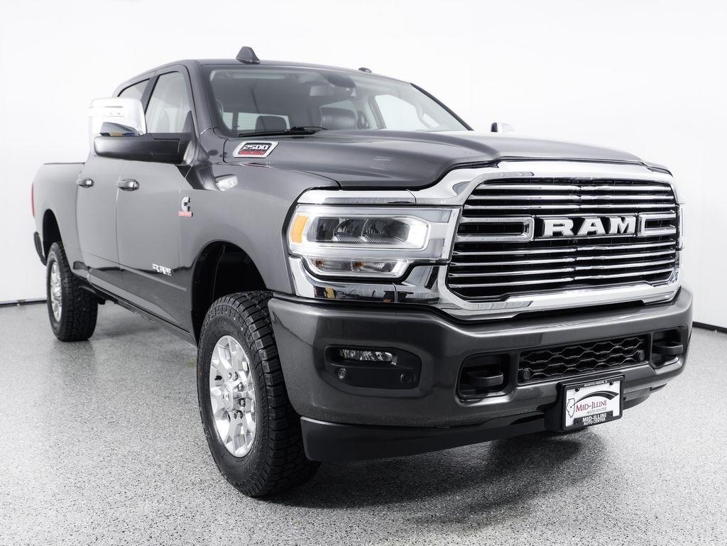 RAM 2500 Laramie 4x4 Crew Cab 6'4" Box 2024