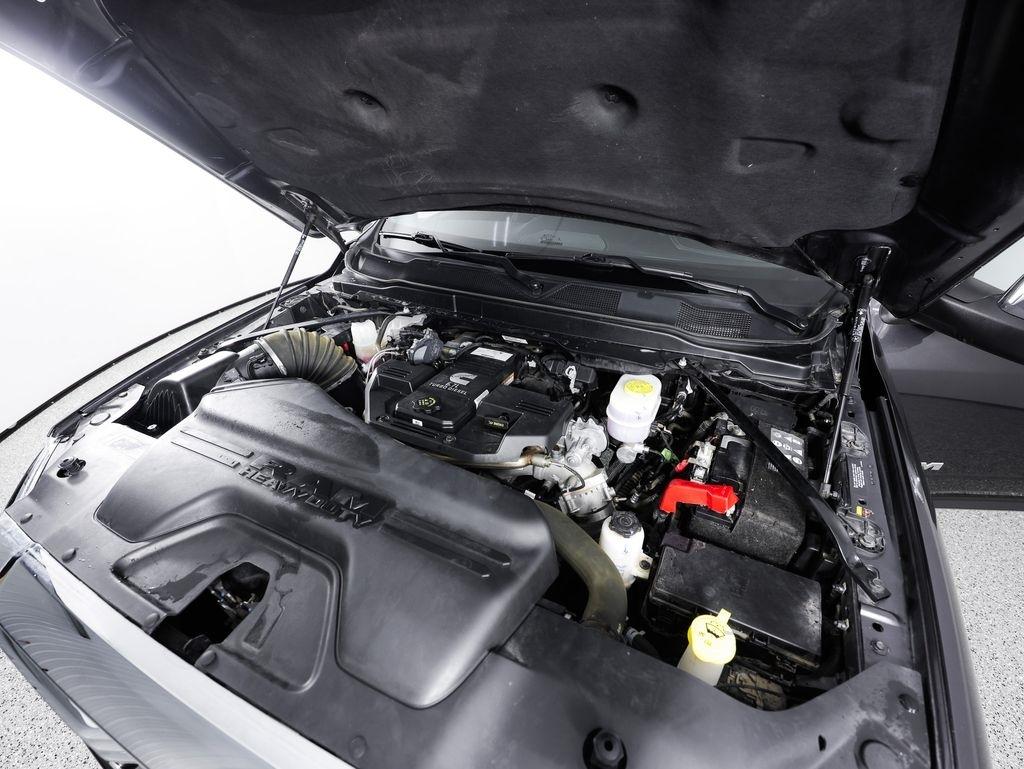 RAM 2500 Laramie 4x4 Crew Cab 6'4" Box 2024