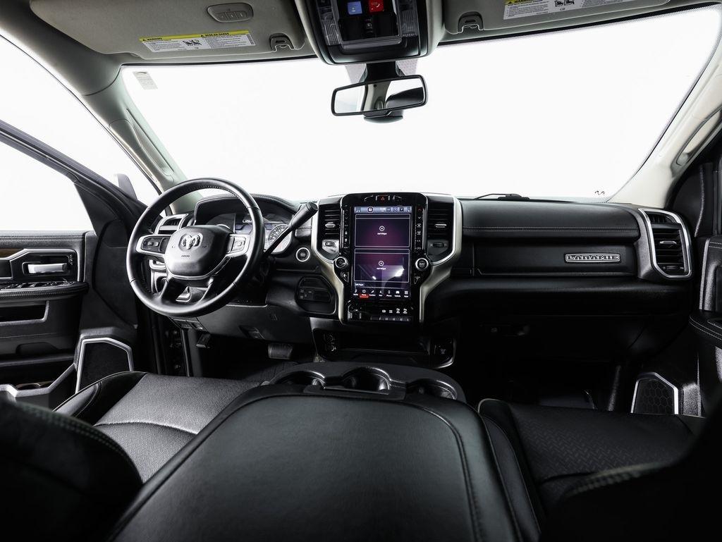 RAM 2500 Laramie 4x4 Crew Cab 6'4" Box 2024