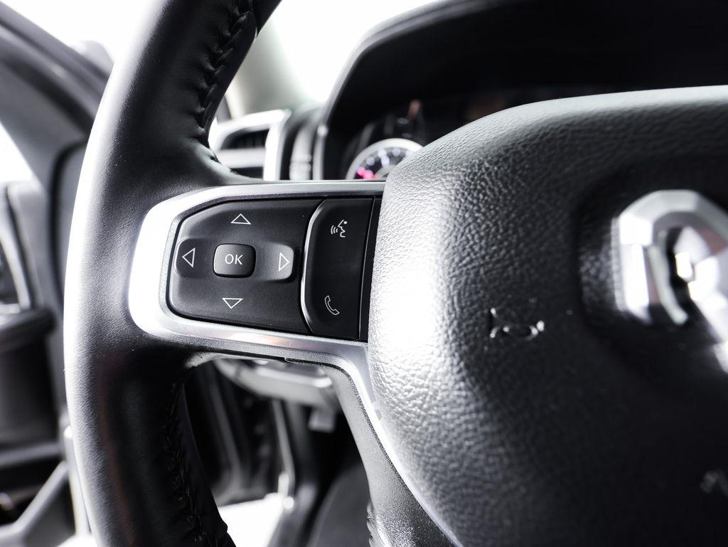 RAM 2500 Laramie 4x4 Crew Cab 6'4" Box 2024