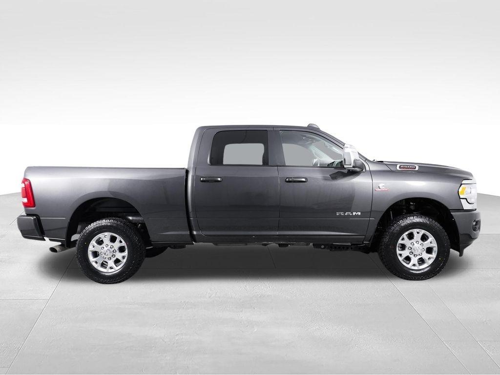 RAM 2500 Laramie 4x4 Crew Cab 6'4" Box 2024