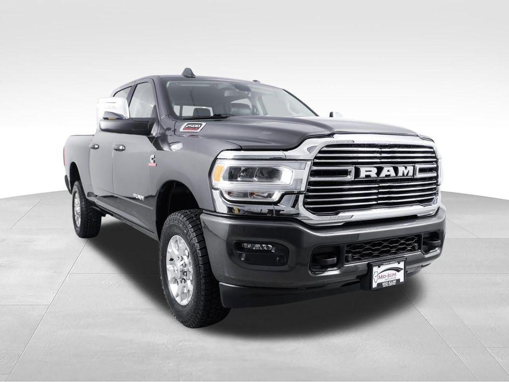 RAM 2500 Laramie 4x4 Crew Cab 6'4" Box 2024