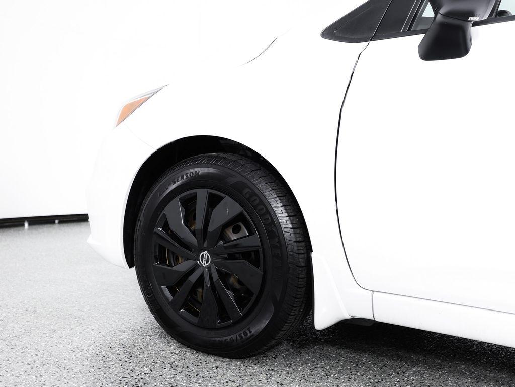 Nissan Versa S CVT 2020