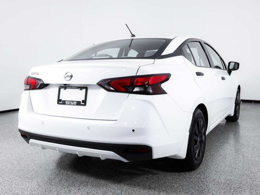 Nissan Versa S CVT 2020