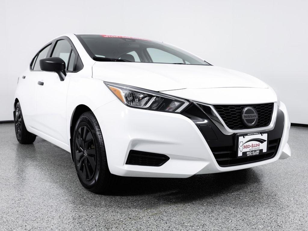 Nissan Versa S CVT 2020