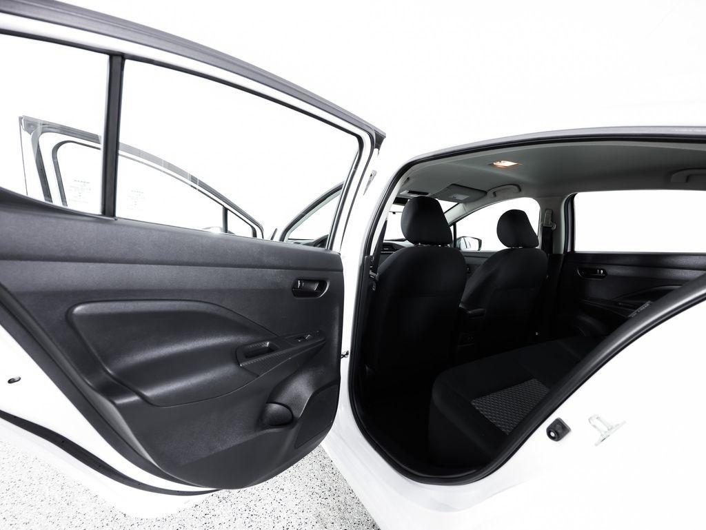 Nissan Versa S CVT 2020