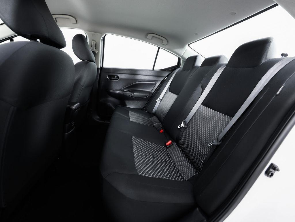 Nissan Versa S CVT 2020