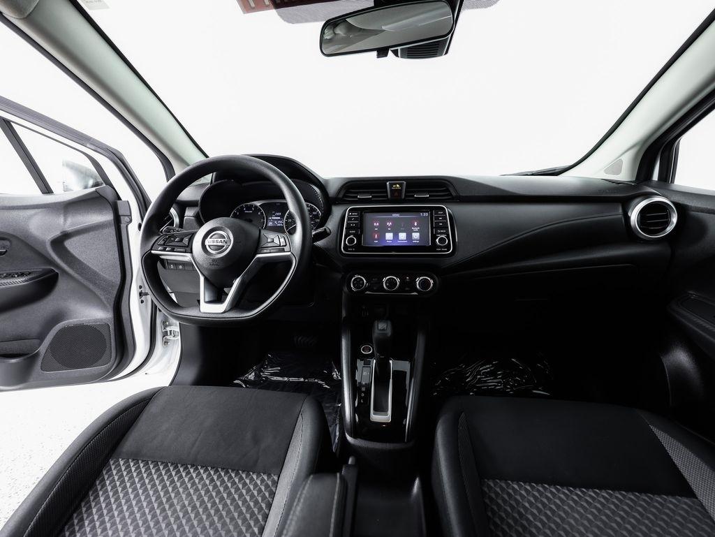 Nissan Versa S CVT 2020