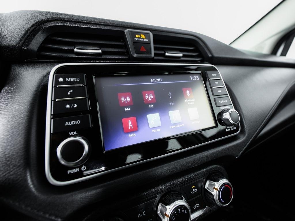 Nissan Versa S CVT 2020