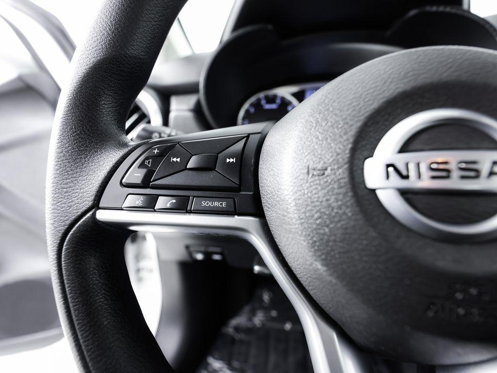 Nissan Versa S CVT 2020