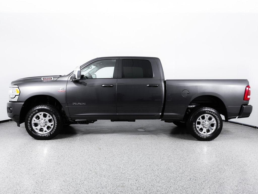 RAM 2500 Laramie 4x4 Crew Cab 6'4" Box 2024