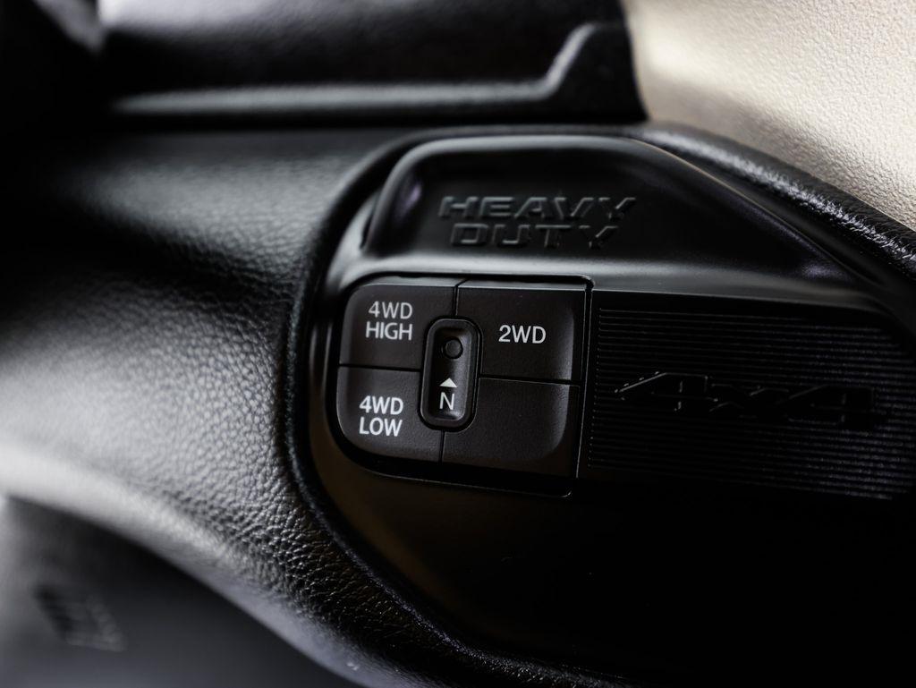 RAM 2500 Laramie 4x4 Crew Cab 6'4" Box 2024