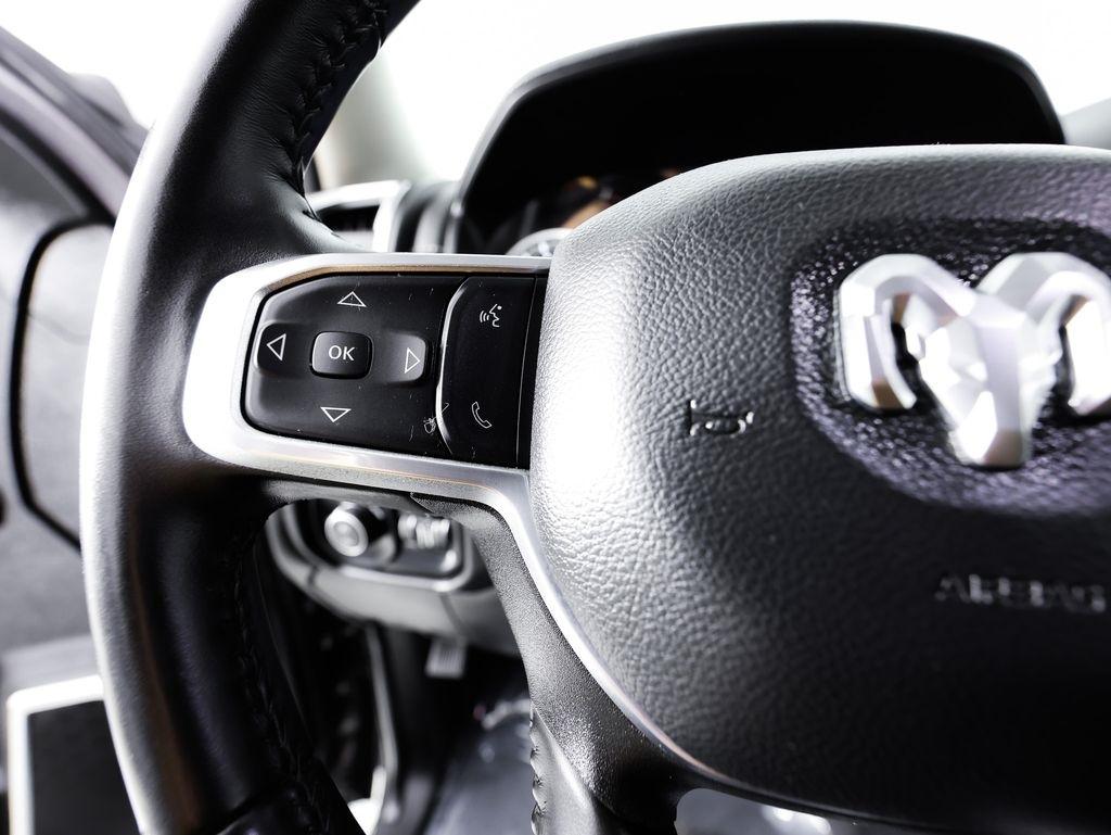 RAM 2500 Laramie 4x4 Crew Cab 6'4" Box 2024