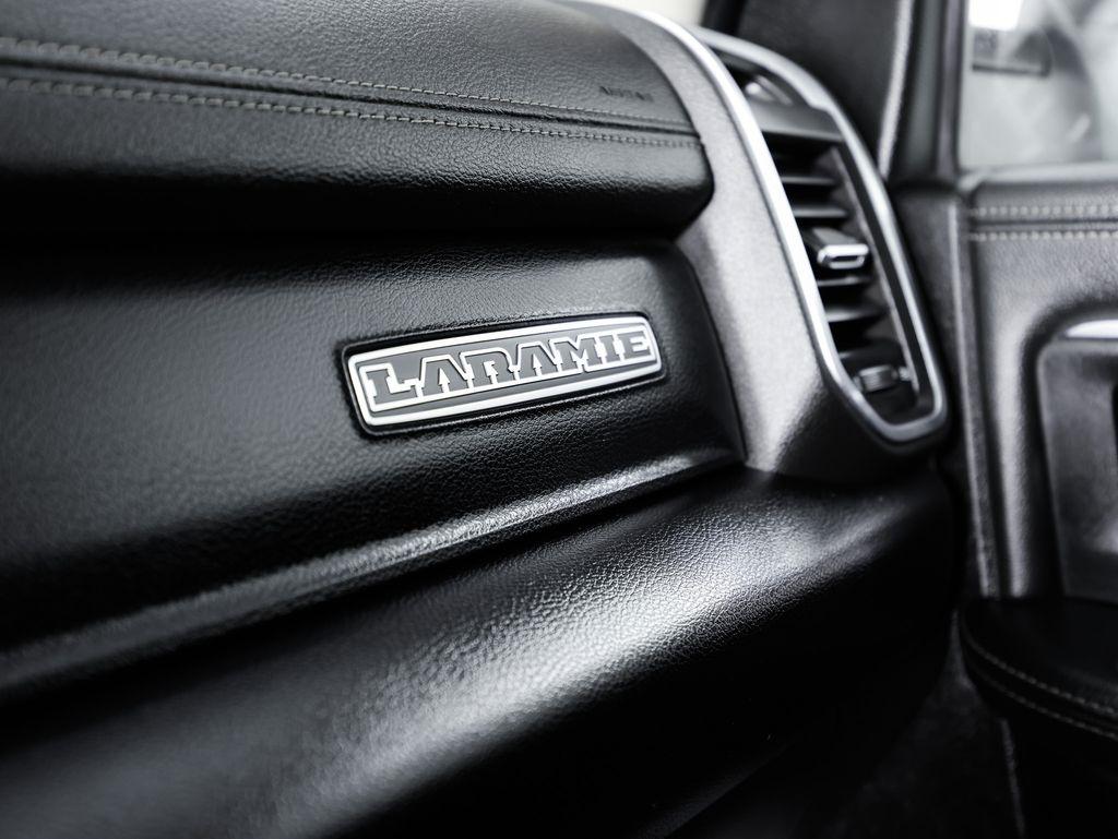 RAM 2500 Laramie 4x4 Crew Cab 6'4" Box 2024