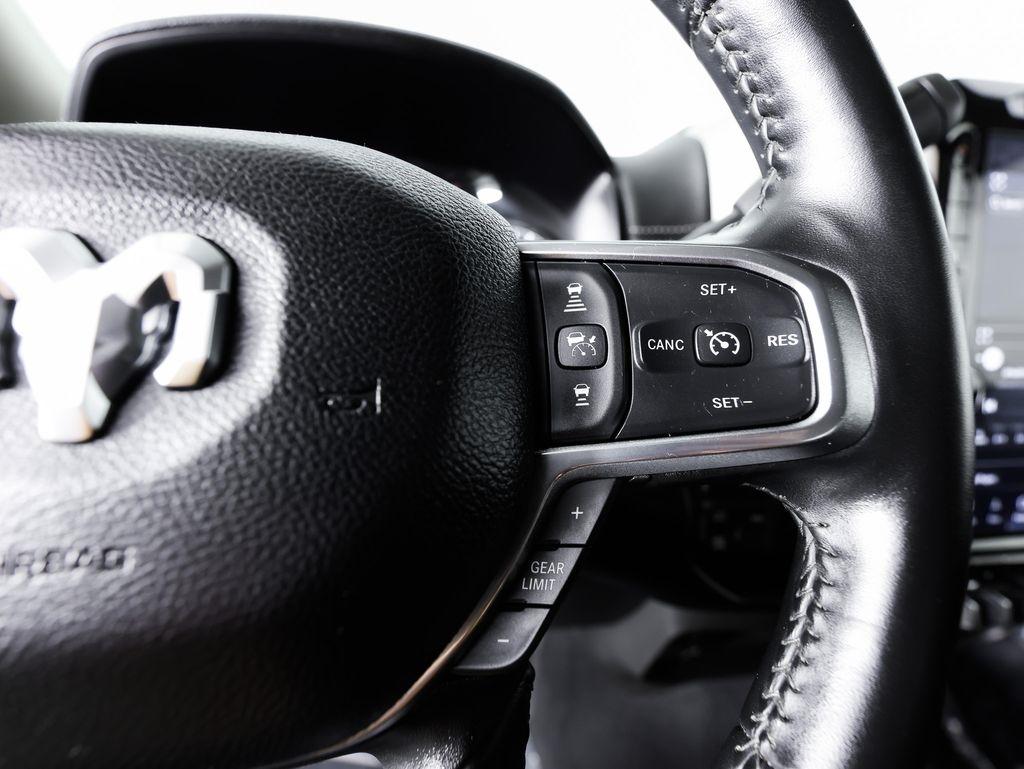 RAM 2500 Laramie 4x4 Crew Cab 6'4" Box 2024