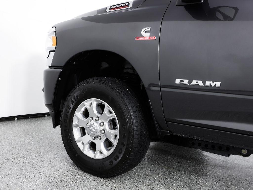 RAM 2500 Laramie 4x4 Crew Cab 6'4" Box 2024