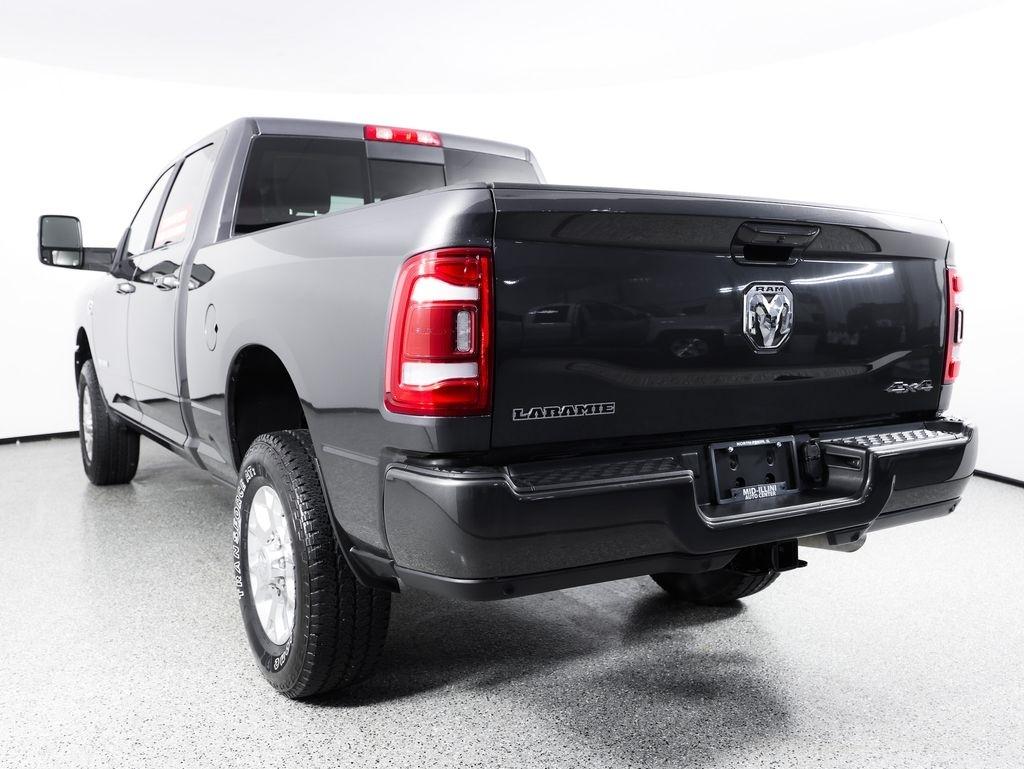 RAM 2500 Laramie 4x4 Crew Cab 6'4" Box 2024