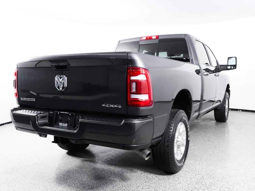 RAM 2500 Laramie 4x4 Crew Cab 6'4" Box 2024