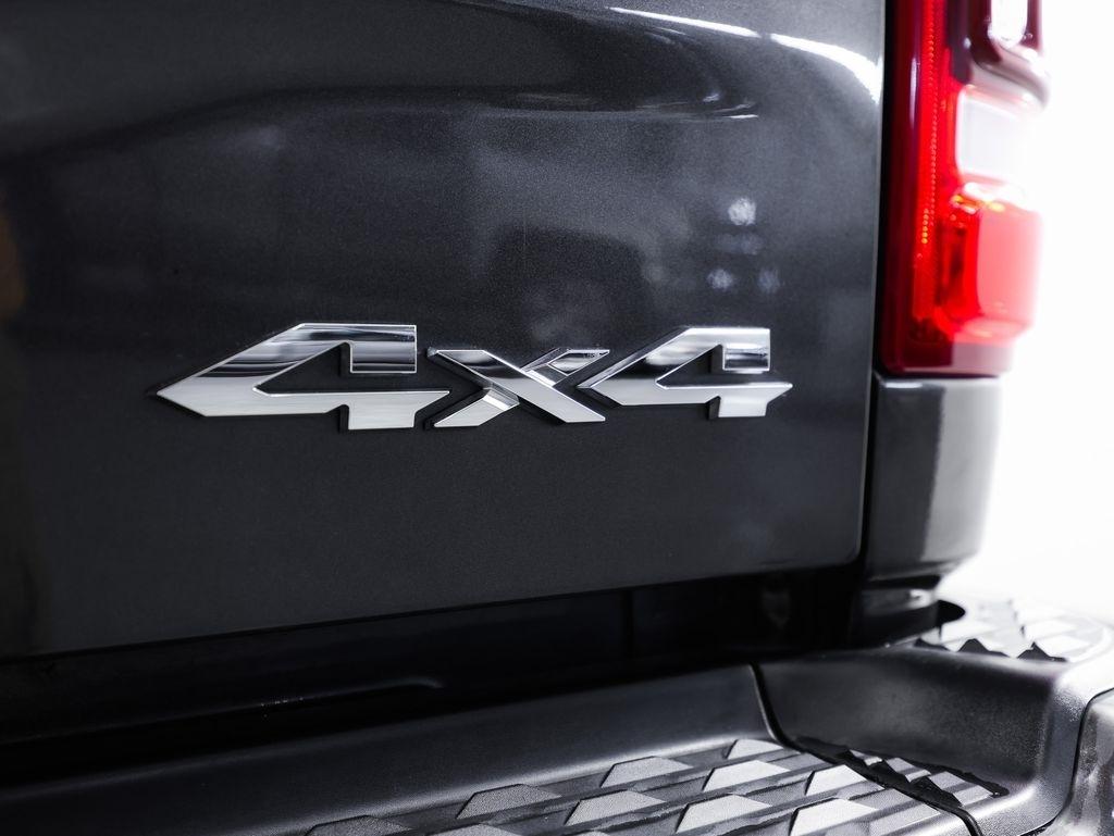 RAM 2500 Laramie 4x4 Crew Cab 6'4" Box 2024