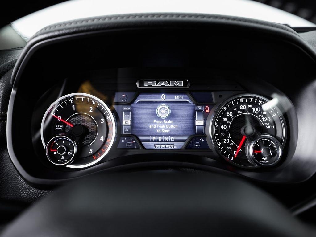 RAM 2500 Laramie 4x4 Crew Cab 6'4" Box 2024