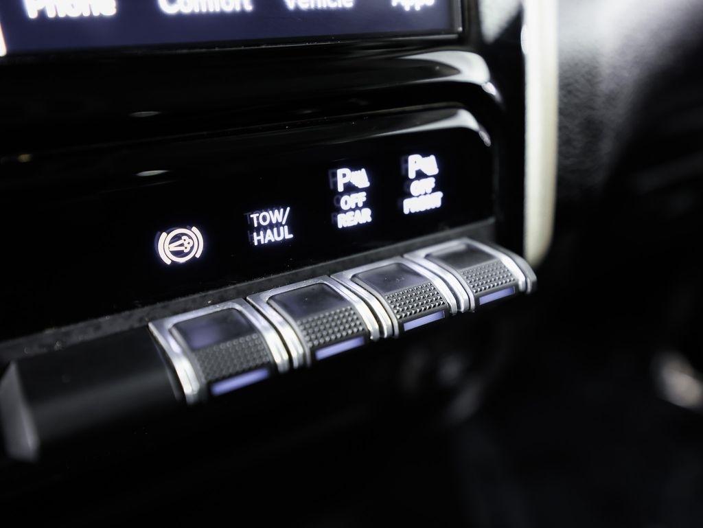 RAM 2500 Laramie 4x4 Crew Cab 6'4" Box 2024