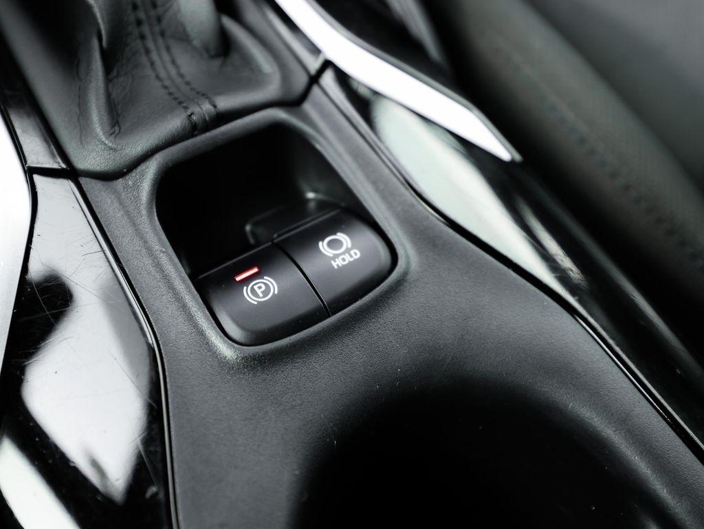 Toyota Corolla Nightshade CVT (Natl) 2020