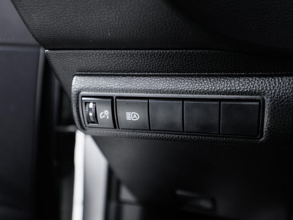 Toyota Corolla Nightshade CVT (Natl) 2020