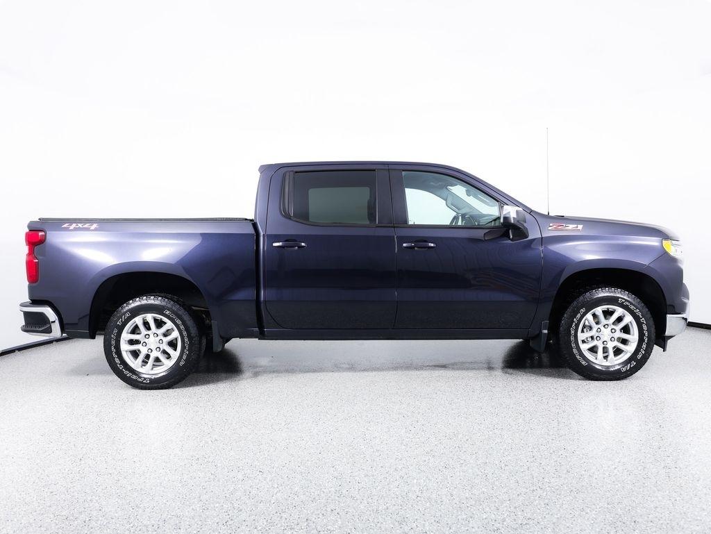 Chevrolet Silverado 1500 4WD Crew Cab 147" LT w/1LT 2022