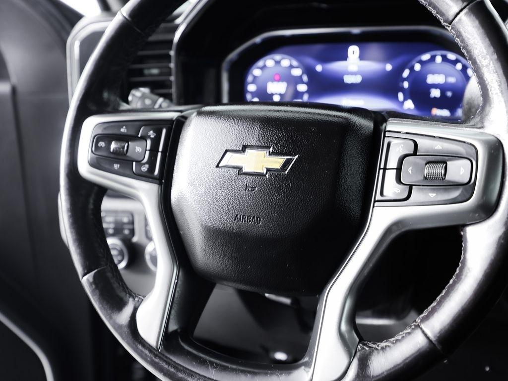 Chevrolet Silverado 1500 4WD Crew Cab 147" LT w/1LT 2022